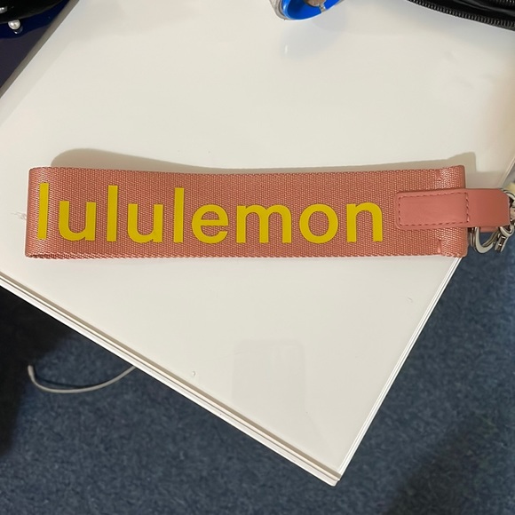 Lululemon Never lost keychain - Picture 2 of 5